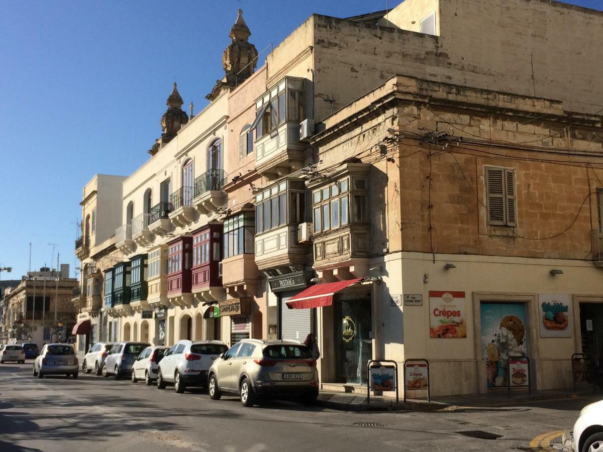 Seafront Apartment Between Valletta And Sliema Msida Exteriör bild