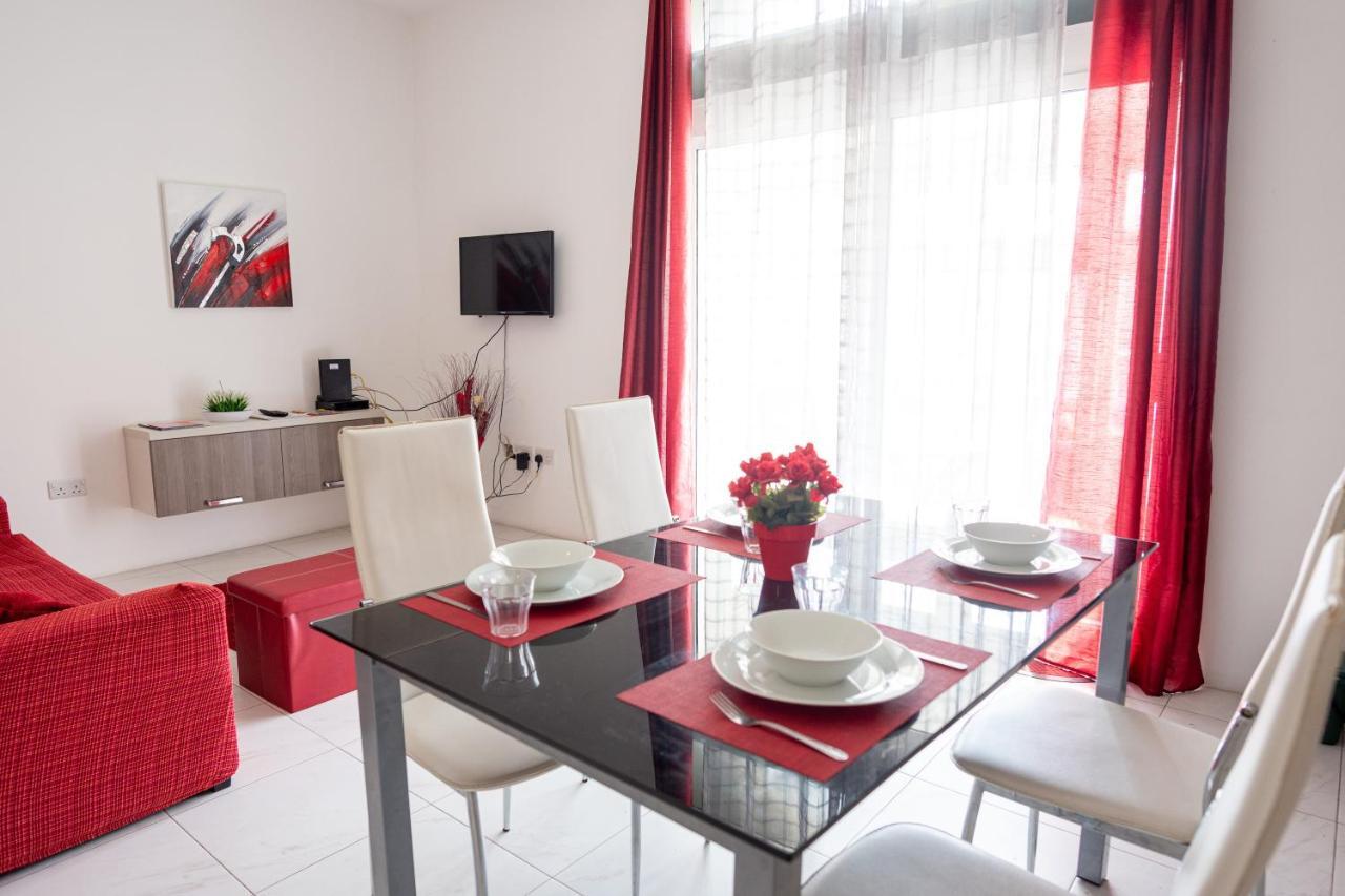 Seafront Apartment Between Valletta And Sliema Msida Exteriör bild