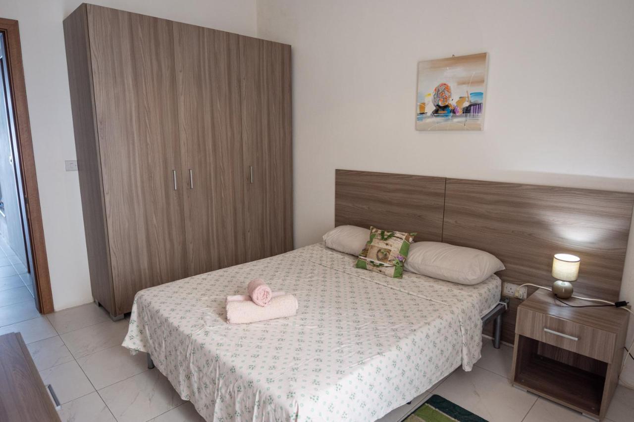 Seafront Apartment Between Valletta And Sliema Msida Exteriör bild
