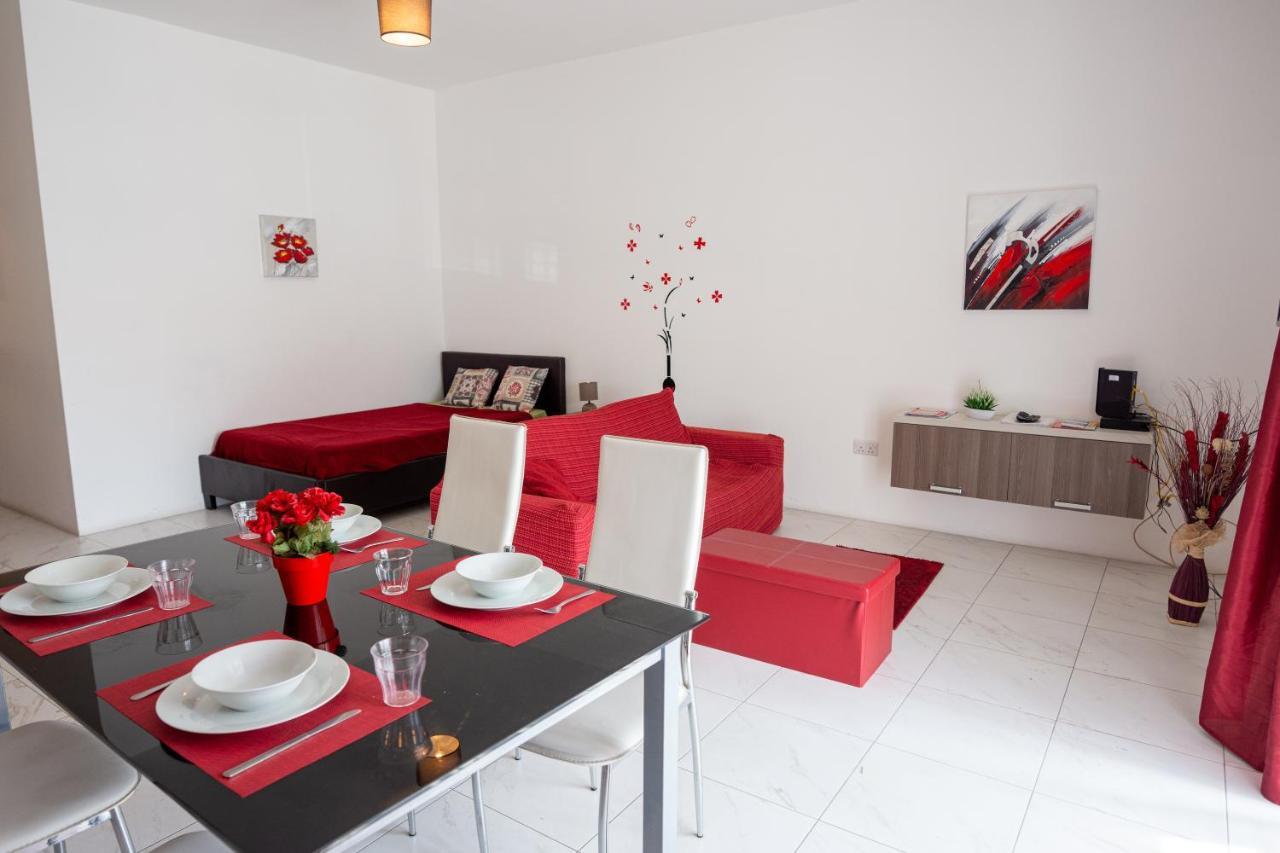 Seafront Apartment Between Valletta And Sliema Msida Exteriör bild